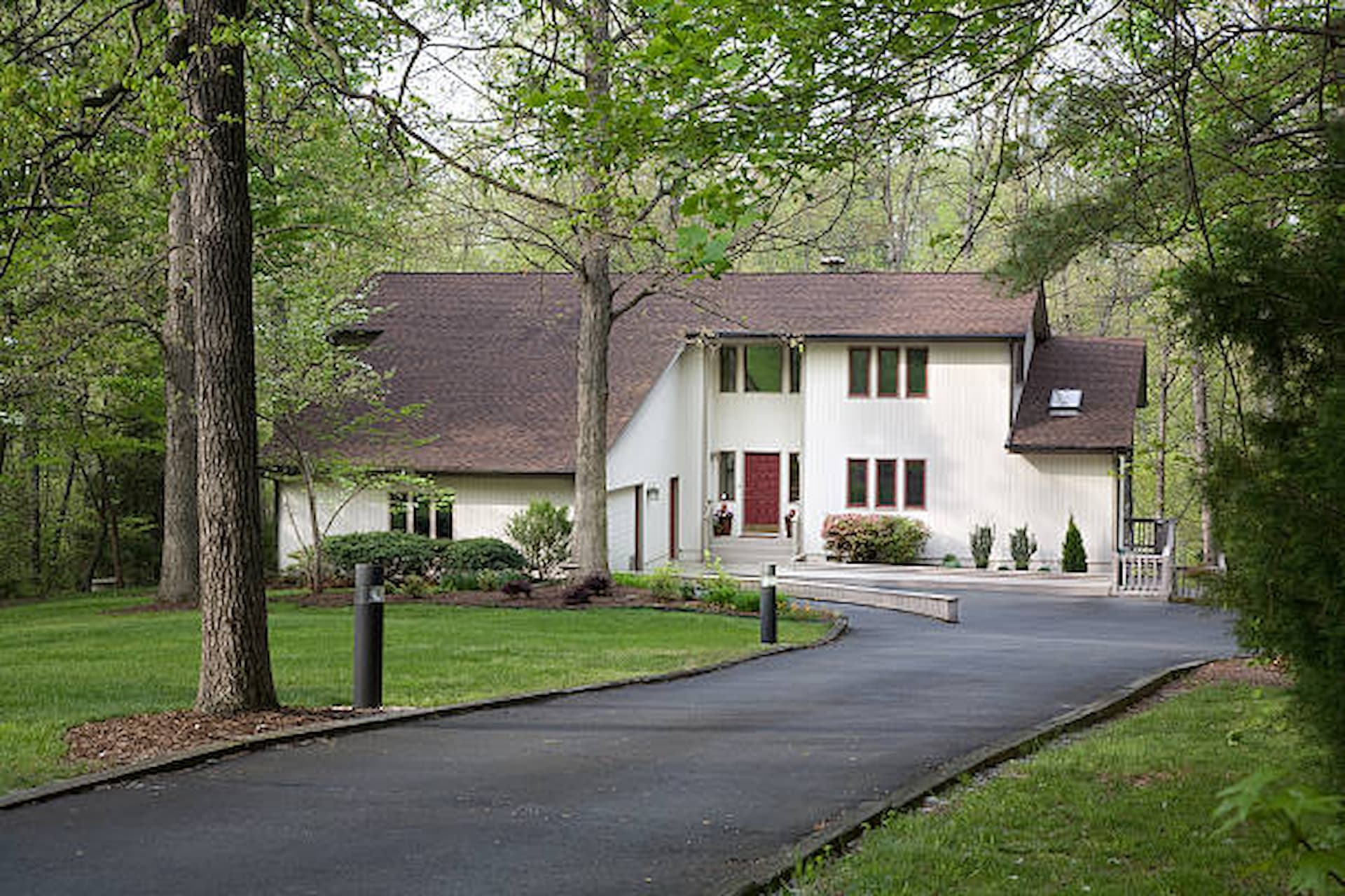 How To Maintain A Tarmac Driveway